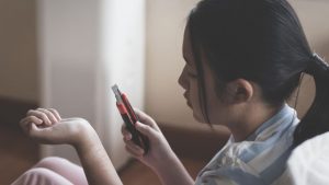 Perilaku Self-Harm pada Remaja