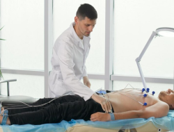 Prosedur Pemasangan Elektrokardiogram (EKG)