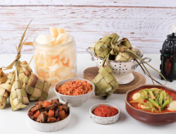 Tips Makan Sehat Saat Lebaran