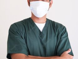 Kisah Cita-Cita Ingin Jadi Dokter Tapi Kini Sukses Menjadi Perawat