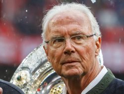 Franz Beckenbauer Meninggal Setelah Melawan Parkinson, Teori Parkinson Bisa Dipahami!